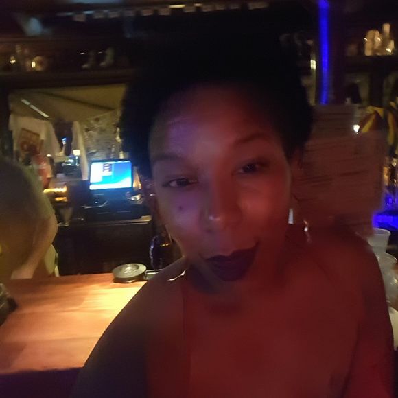 Meet your Posher, Barbara - Picture 1 of 1